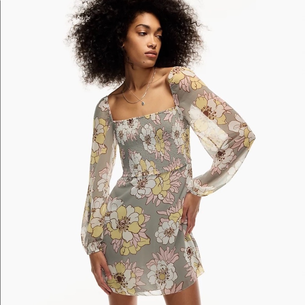 BNWT Aritzia Villa Mini Dress Size 10